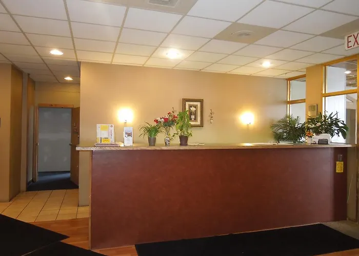 Central Plaza Hotel
